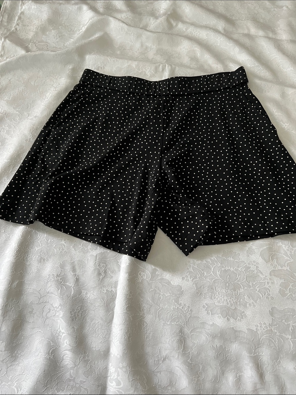 J Jill Black Polka Dot Women’s Shorts/Skirt